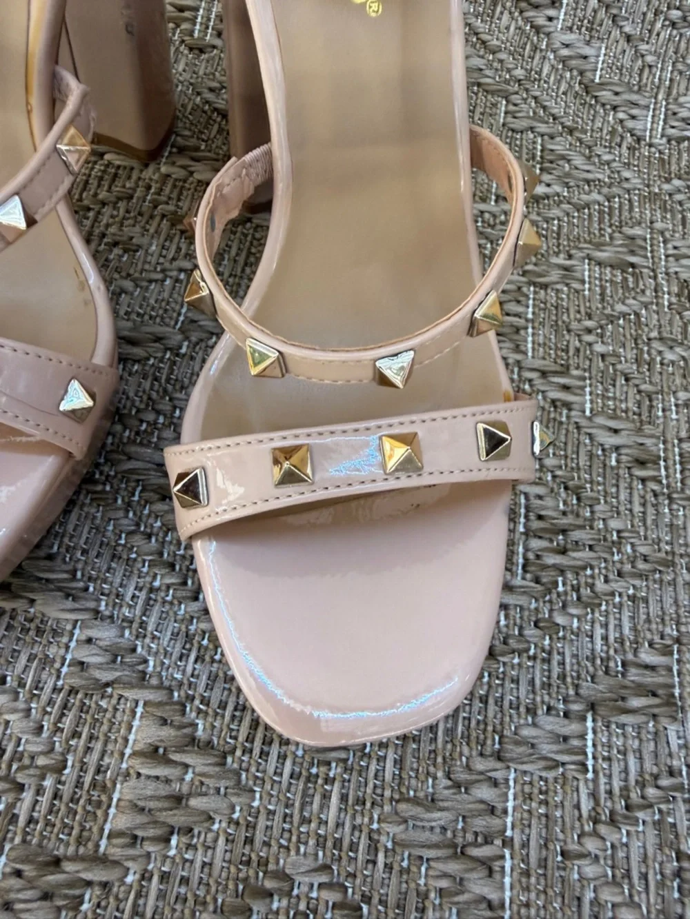 block heeled